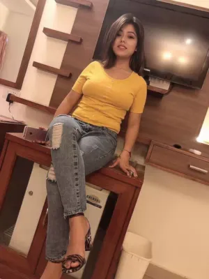 Delhi Call Girl Escorts Service Available Pitampura