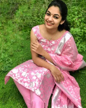 Call Girl Shefali Greater Noida Sector 22 Genuine Service