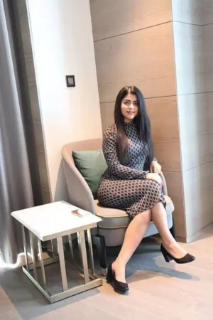 Shruti Noida Sector 72 Call Girl Genuine Young
