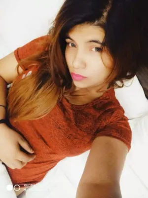 Genuine Young Call Girl Gautami Noida Sector 25a