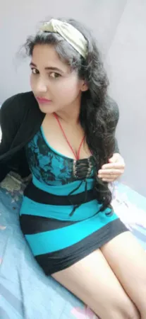 Low Price Call Girl Deepika Greater Noida West