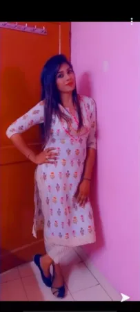 Genuine Young Call Girl Oshin Gadarpur